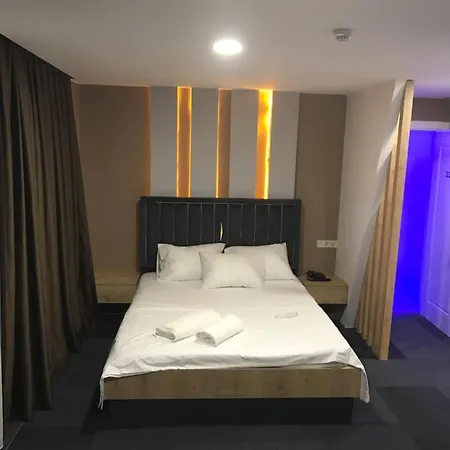 Marit Blue Otel
